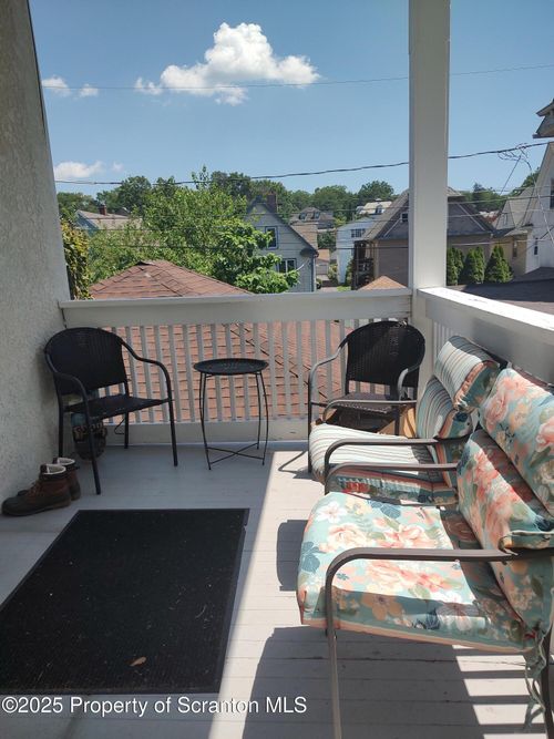 1st-flr-1019 Delaware St, Scranton, PA, 18509-1921 | Card Image