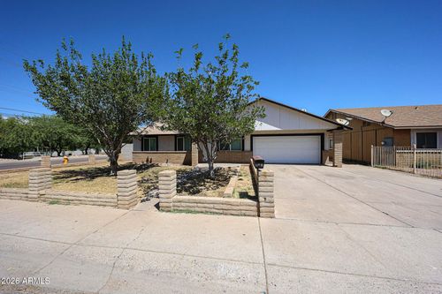 7056 W Taylor Street, Phoenix, AZ, 85043 | Card Image
