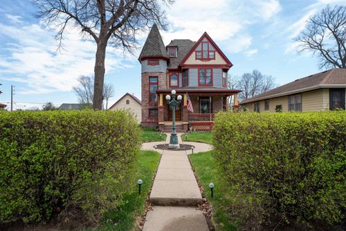 2216 Jackson St, Sioux City, IA, 51104-3545 | Card Image