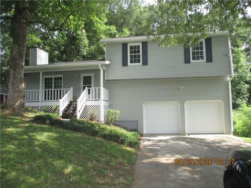 77 Hollyberry Dr, Dallas, GA, 30157-6111 | Card Image