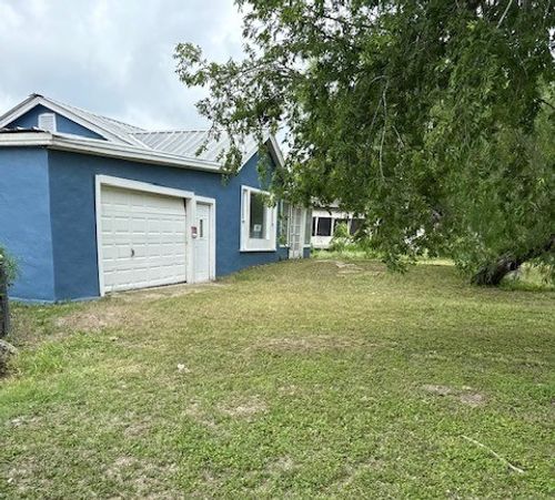 266 Vista Dr, Sandia, TX, 78383-4072 | Card Image
