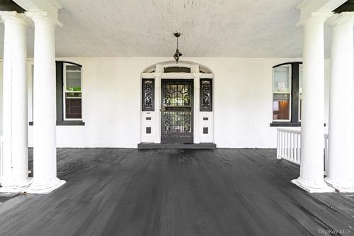 61 Hamilton Ave, New Rochelle, NY, 10801-3508 | Card Image