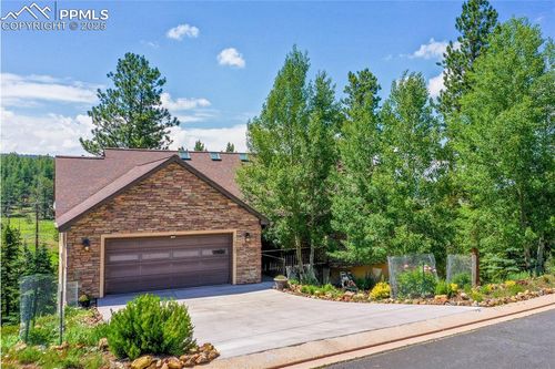 1530 Masters Dr, Woodland Park, CO, 80863-7426 | Card Image