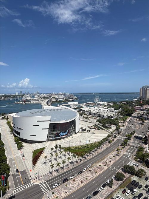 2702-888 Biscayne Blvd, MIAMI, FL, 33132-1550 | Card Image