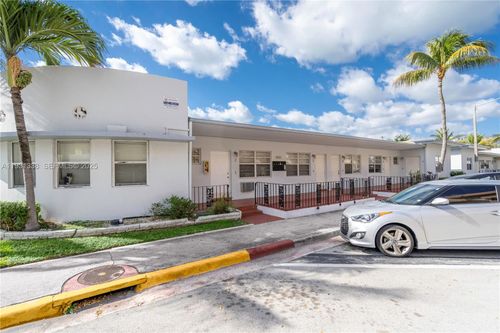 apt-5-400 81st St, Miami Beach, FL, 33141-1572 | Card Image