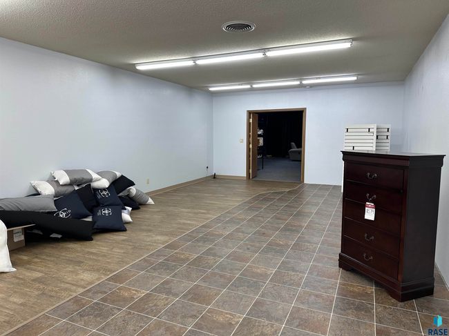 911 Sixth St, Home with 0 bedrooms, 2 bathrooms and null parking in Freeman SD | Image 19