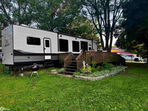 1350 Arrowhead Trl, Ellston, IA, 50074-2200 | Card Image