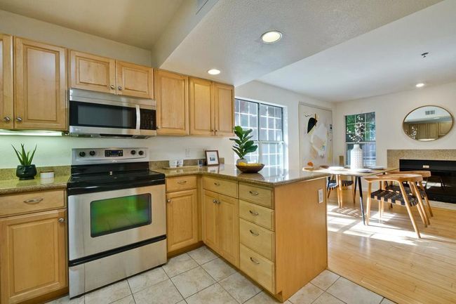 UNIT-104 - 627 E El Camino Real, Townhouse with 2 bedrooms, 2 bathrooms and 1 parking in Sunnyvale CA | Image 16