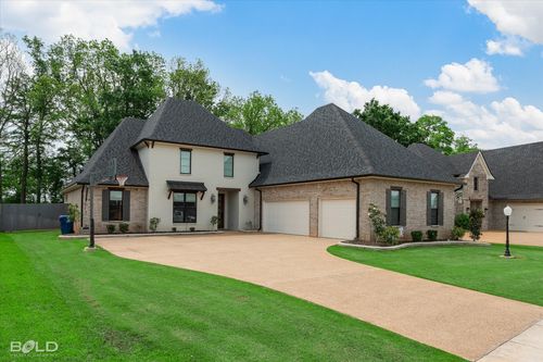 221 Conti Way, Bossier City, LA, 71111-6365 | Card Image