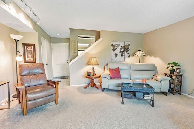 APT-88 - 13017 Lincoln Way, Condo with 2 bedrooms, 2 bathrooms and null parking in Auburn CA | Image 5
