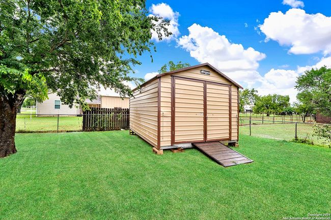 709 Voges St, House other with 4 bedrooms, 3 bathrooms and null parking in Poth TX | Image 46