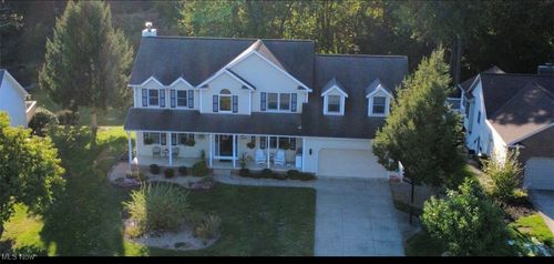 4520 Country Ln, Wooster, OH, 44691-5510 | Card Image