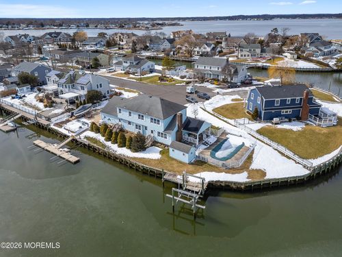 9 Gail Dr, Monmouth Beach, NJ, 07750-1103 | Card Image