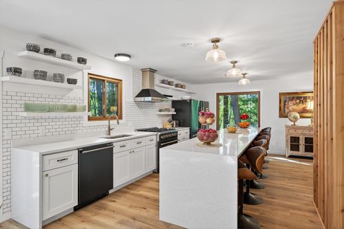 3225 Wellington Ln N, Plymouth, MN, 55441-3009 | Card Image