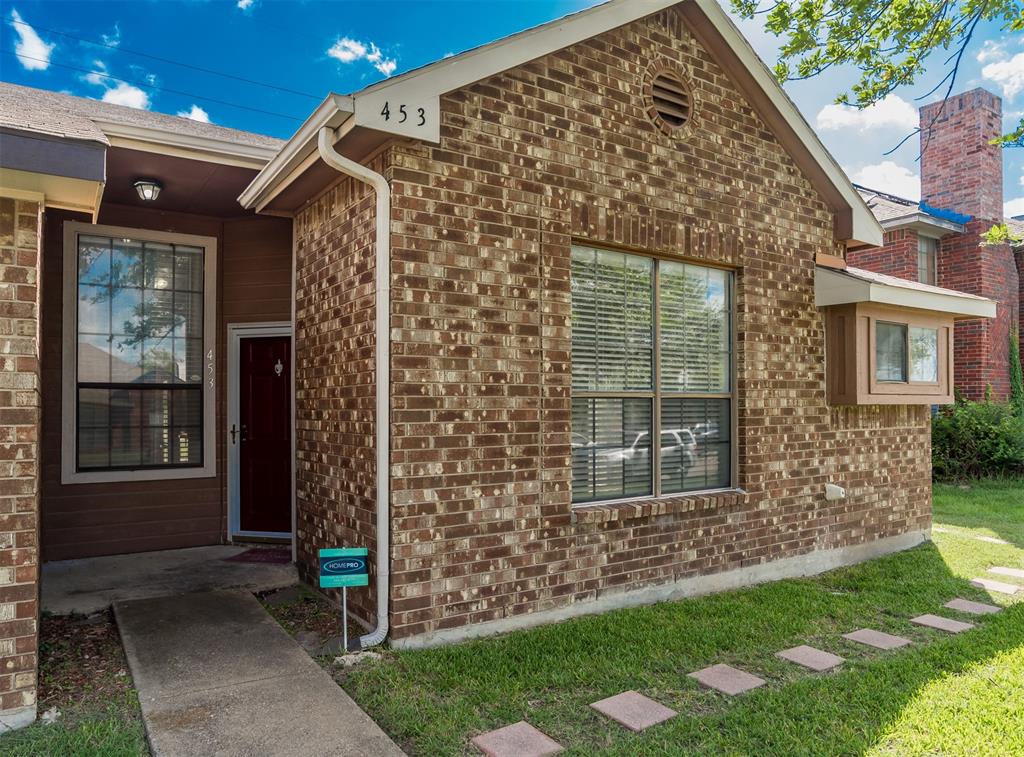 Chestnut Ln, Desoto, TX 75115