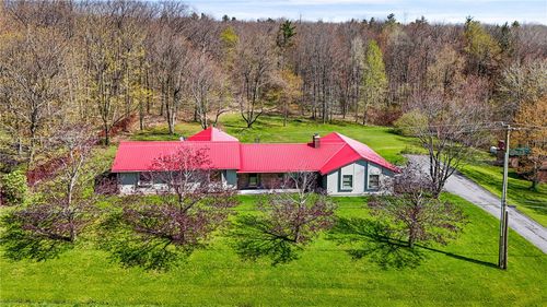 6835 Mead Hill Rd, Wayland, NY, 14572-9330 | Card Image