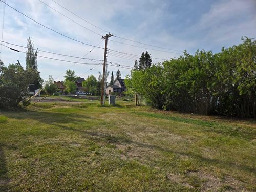 408 Arena Avenue, Trochu, AB, T0M2C0 | Card Image