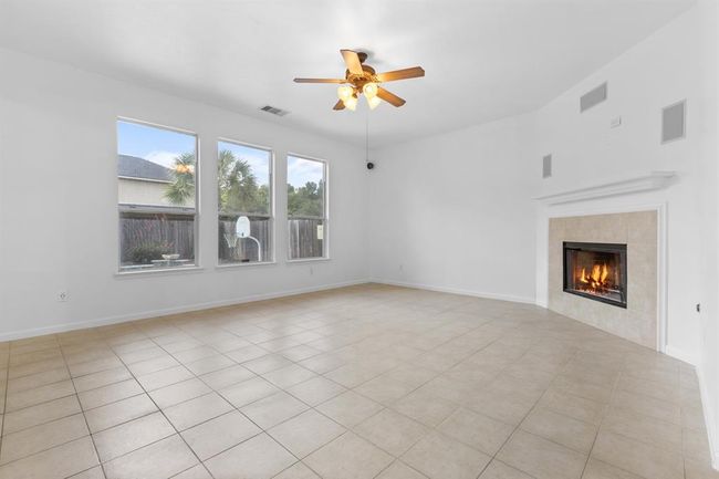 1923 Vale Haven Dr, House other with 5 bedrooms, 3 bathrooms and 2 parking in Spring TX | Image 20