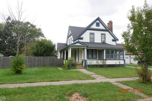 156 N 4th St, Harbor Beach, MI, 48441-1135 | Card Image