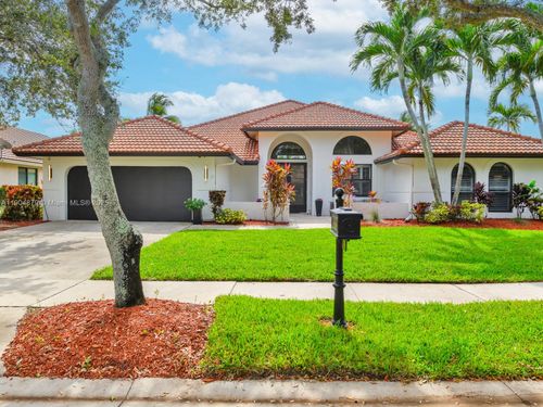 1044 Poplar Cir, Weston, FL, 33326-2845 | Card Image