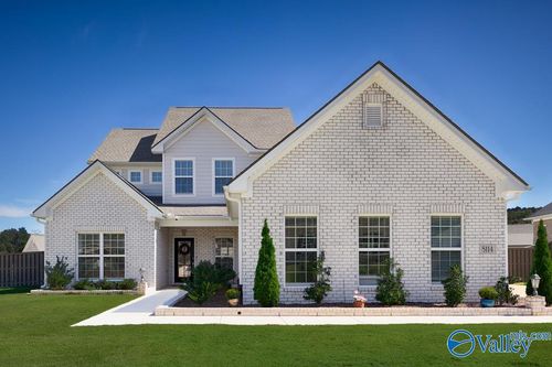8114 Goose Ridge Dr Se, Owens Cross Roads, AL, 35763-8953 | Card Image