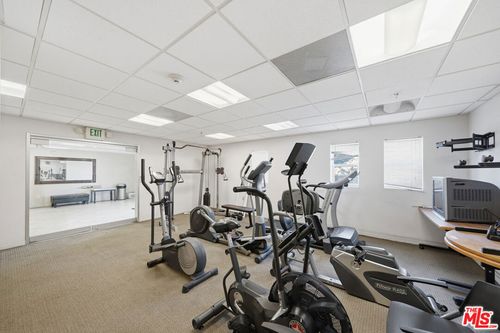 203-956 S Wilton Place, Los Angeles, CA, 90019 | Card Image