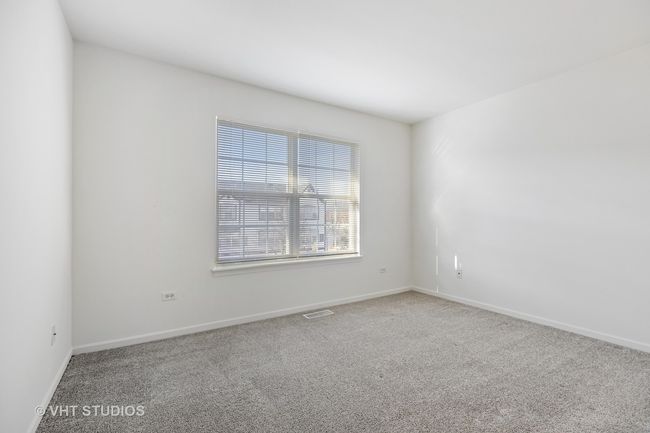 80 - 80 Gershwin Ct, Townhouse with 2 bedrooms, 2 bathrooms and 2 parking in Wheaton IL | Image 46