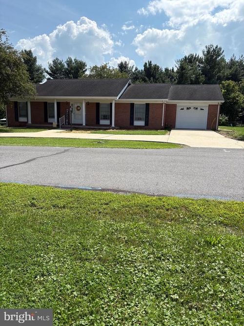 501 Sunrise Dr, MOOREFIELD, WV, 26836-1190 | Card Image