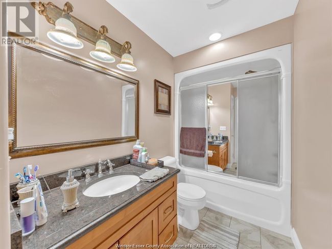 1840 St. Christopher Crt, House other with 4 bedrooms, 3 bathrooms and null parking in Windsor ON | Image 17