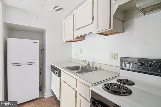 APT-301 - 11400 Washington Plz W, Condo with 0 bedrooms, 1 bathrooms and null parking in RESTON VA | Image 13
