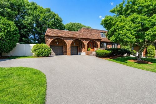 15 Cabot Rd, Stoneham, MA, 02180-2369 | Card Image