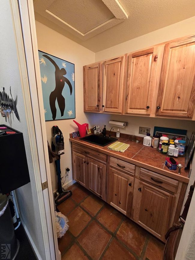 Butlers Pantry off Kitchen | Image 9