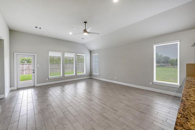 family room from kitchen | Image 14