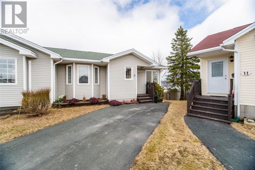 9 Madigan Pl, St. John's, NL, A1E6B4 | Card Image