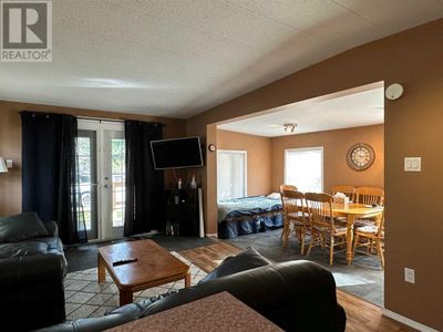 1406 85 St, House other with 3 bedrooms, 1 bathrooms and 4 parking in Coleman AB | Image 2