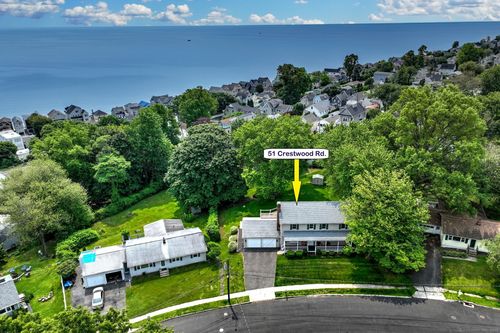 51 Crestwood Rd, Milford, CT, 06460-6923 | Card Image