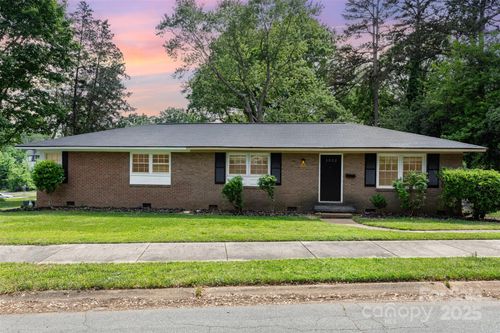1532 Downs Ave, Charlotte, NC, 28205-2018 | Card Image