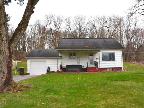 18225 Grange Center Rd, Saegertown, PA, 16433-4517 | Card Image