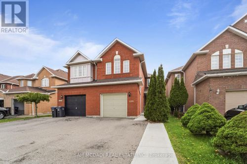 1220 Windbrook Grove, Mississauga (East Credit), ON, L5V2V1 | Card Image