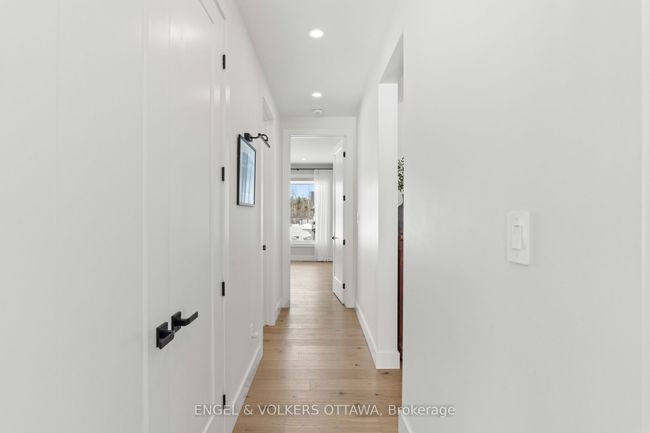 425 Ginger Cres, House other with 5 bedrooms, 4 bathrooms and 6 parking in Metcalfe ON | Image 31
