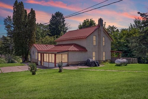 5826 County 21, La Crescent, MN, 55947-8746 | Card Image