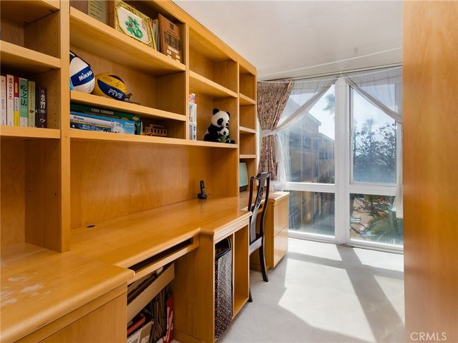 UNIT-100 - 770 W Imperial Ave, Condo with 4 bedrooms, 3 bathrooms and 4 parking in El Segundo CA | Image 16