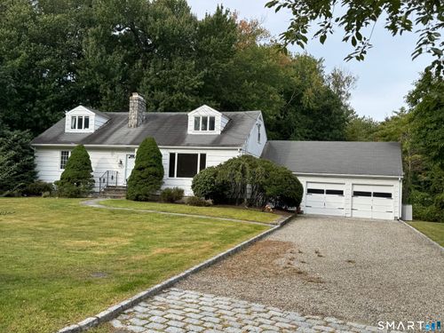 12 Belaire Dr, Westport, CT, 06880-6402 | Card Image