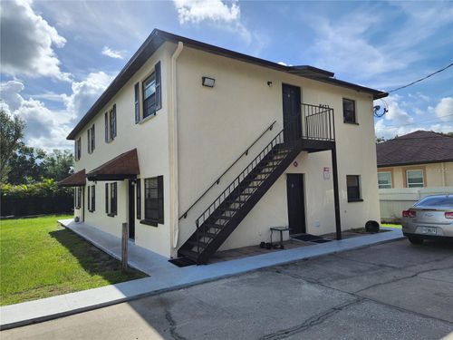 8423 N Manhattan Avenue, TAMPA, FL, 33614 | Card Image