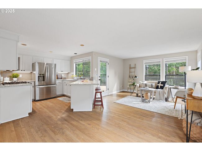13449 Vermeer Dr, House other with 3 bedrooms, 3 bathrooms and 2 parking in Lake Oswego OR | Image 9