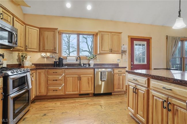 2040 Swartz Rd, House other with 3 bedrooms, 3 bathrooms and null parking in Mogadore OH | Image 18