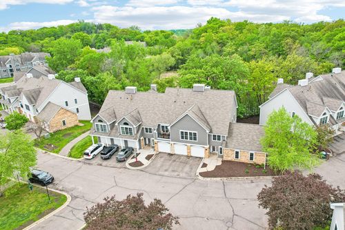 201-6030 Chasewood Pkwy, Minnetonka, MN, 55343-4354 | Card Image