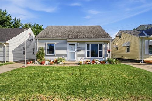 13420 Bennington Ave, Cleveland, OH, 44135-5062 | Card Image