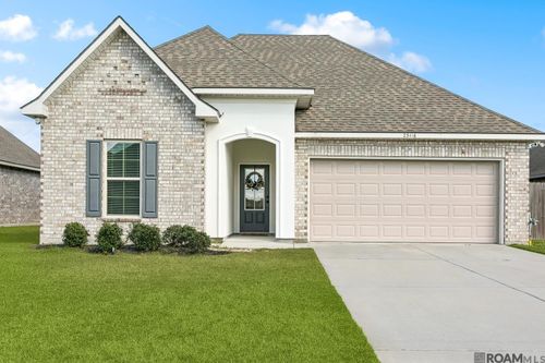 23416 Odette Ave, Denham Springs, LA, 70726-6751 | Card Image
