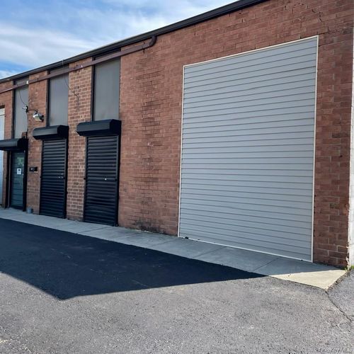 unit-194d-194-204 N Fehr Way, Bay Shore, NY, 11706-1225 | Card Image